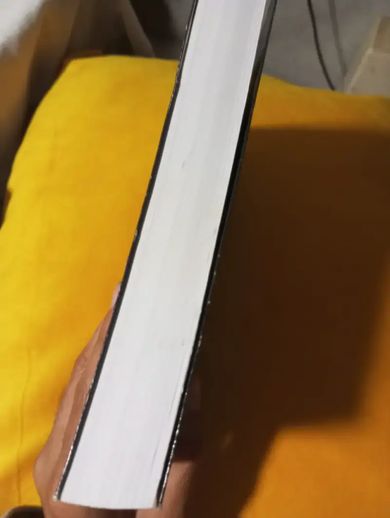 Libro 'Luna de Plutón' de Dross - 4