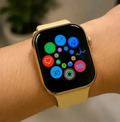 Smartwatch con pantalla táctil y correa beige - miniatura 2