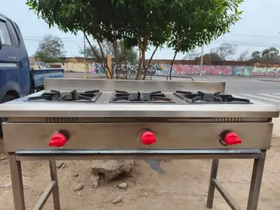 Cocina industrial de acero inoxidable con 3 quemadores - miniatura 1