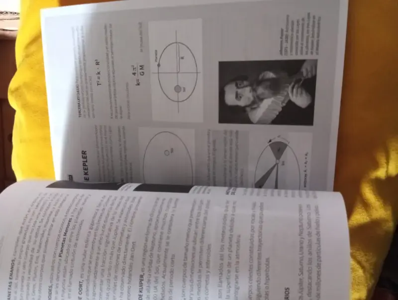Libro de Física Mención Preuniversitario PDV - 4