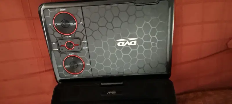 Reproductor de DVD portátil Mlab con pantalla giratoria - 3