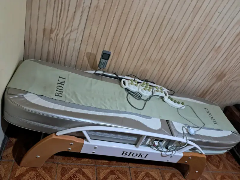 Cama de masaje térmica Bioki con control remoto - 2