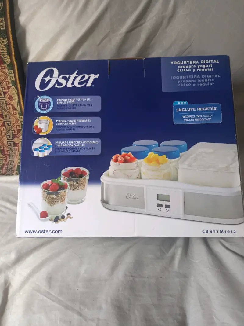 Yogurtera Digital Oster con Recetas Incluidas - 1
