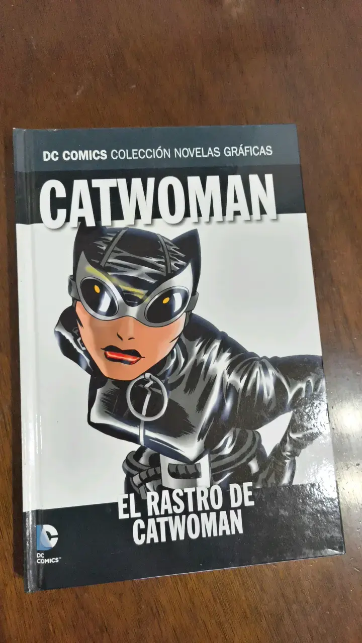 Novela gráfica DC Comics Catwoman El Rastro de Catwoman