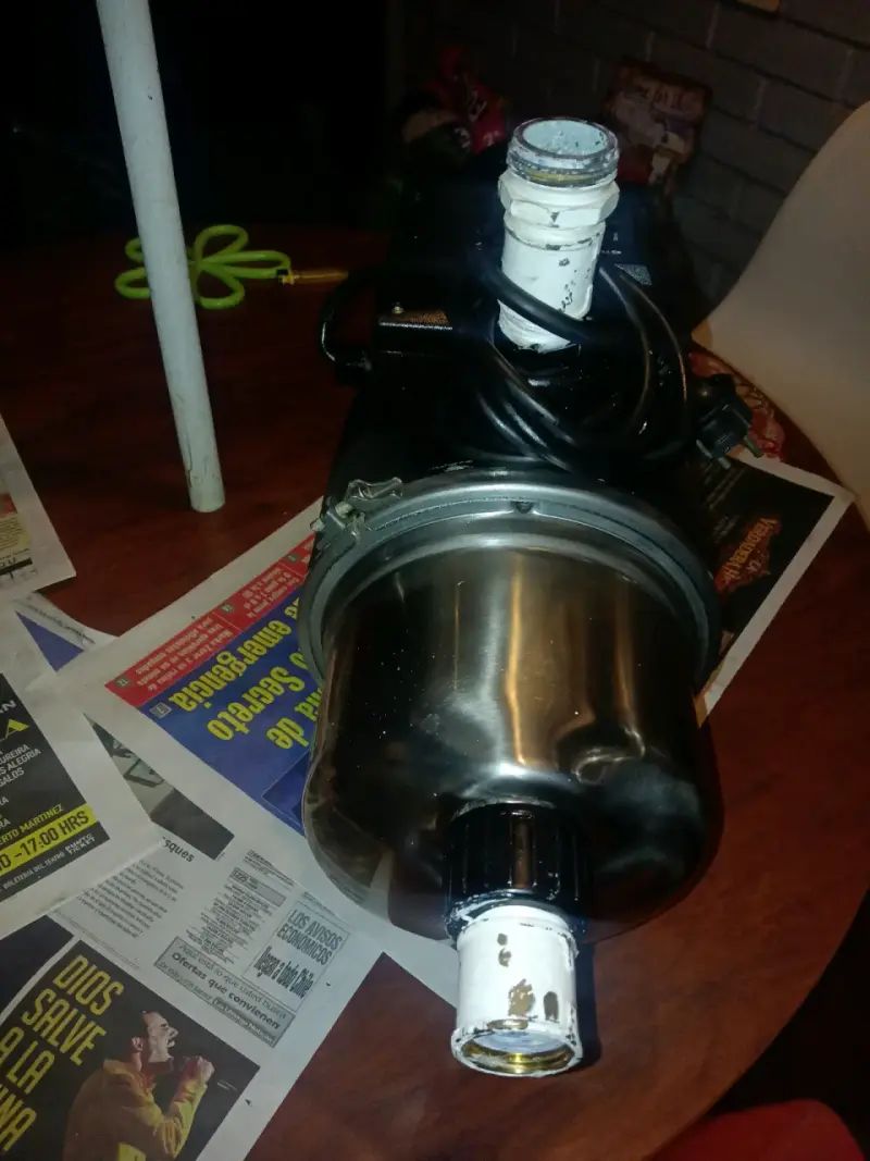 Bomba de agua Grundfos de acero inoxidable - 1