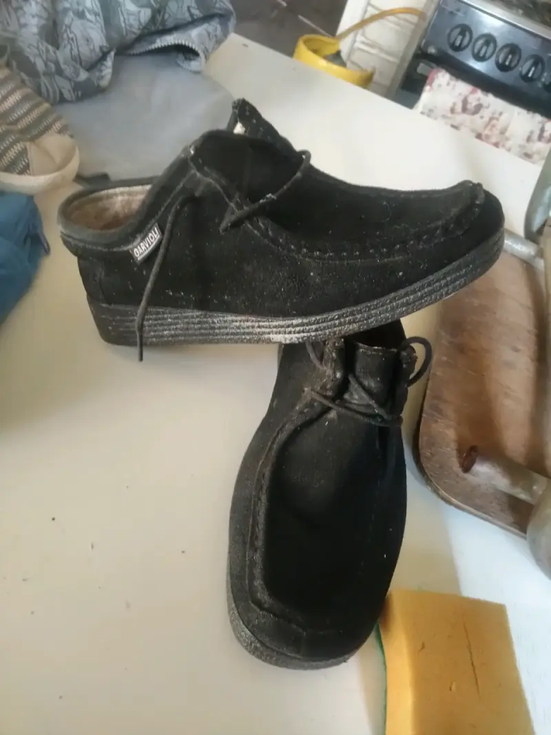 Calzados de niño y mujer y ropa de niño y mujer en - 3