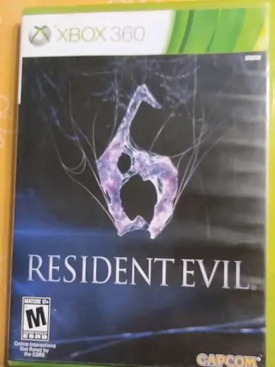 2 Juego Xbox 360 Resident Evil - miniatura 1