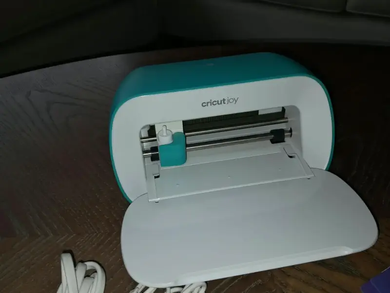 Cortadora Cricut Joy con accesorios y tapetes - 2