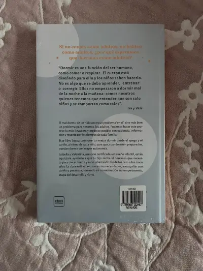 Libro 'Duermes tú, duermo yo' de Valentina Carvallo - miniatura 2