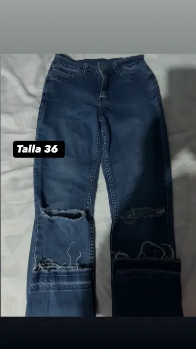 Jeans usados ajustados con cintura ! - miniatura 1