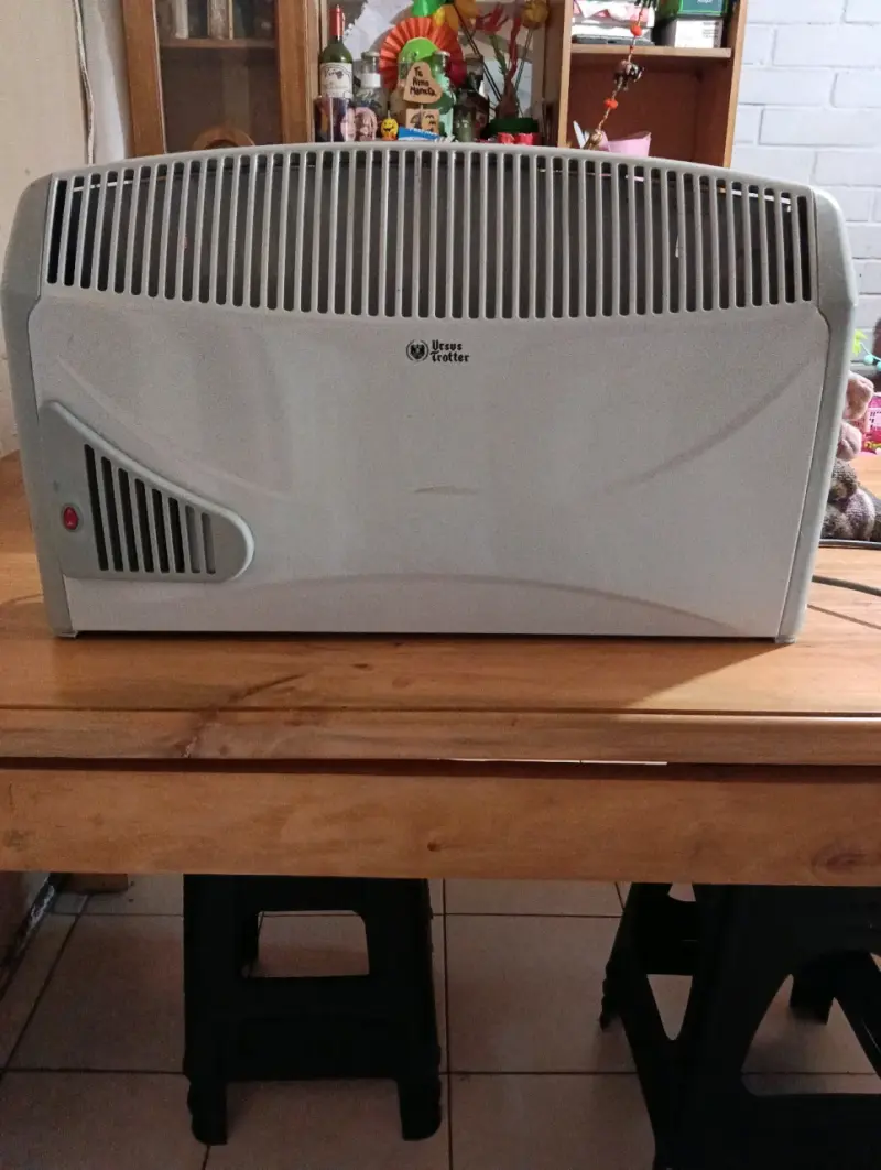 Calefactor eléctrico, termo ventilador blanco - 2