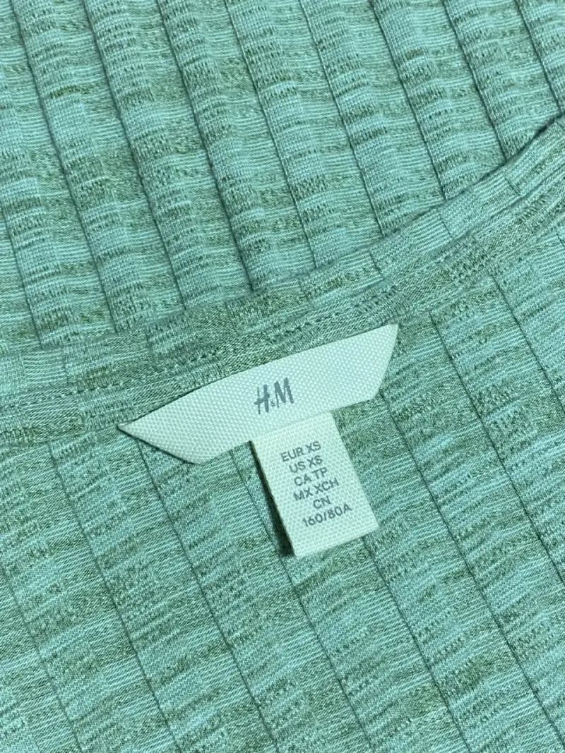 Polera XS de canalé H&M - 2