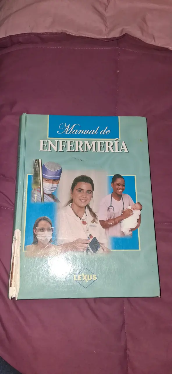 Manual de Enfermería Lexus en buen estado