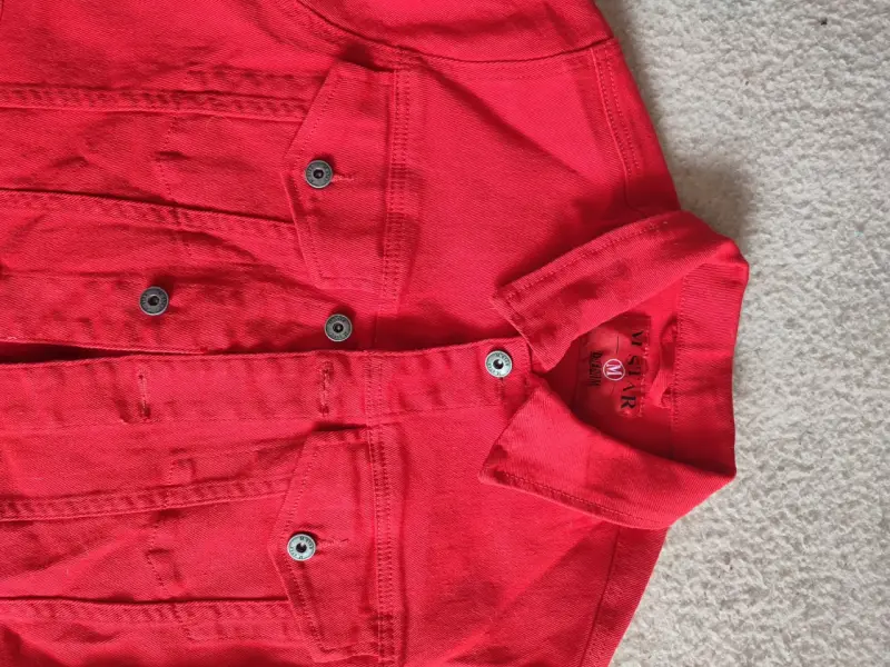Chaqueta de mezclilla roja para mujer talla M