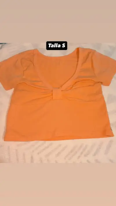Poleras y tops de mujer con poco uso ! - miniatura 1