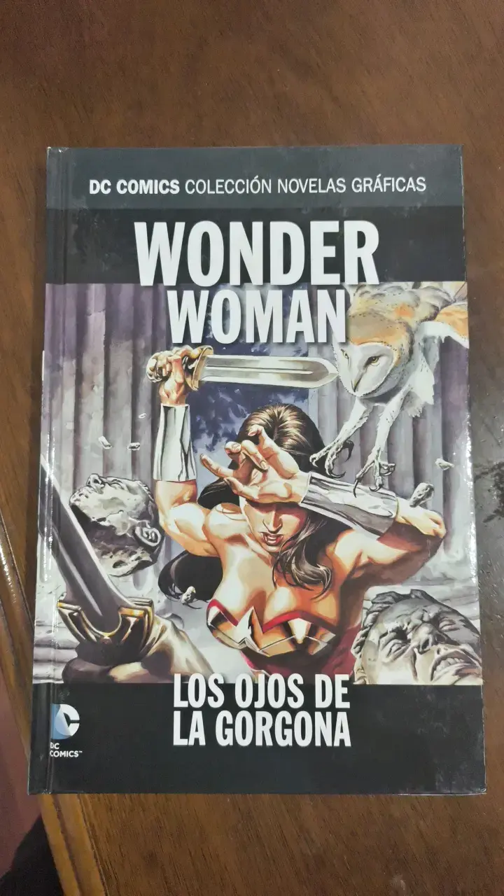 Novela gráfica Wonder Woman: Los Ojos de la Gorgona