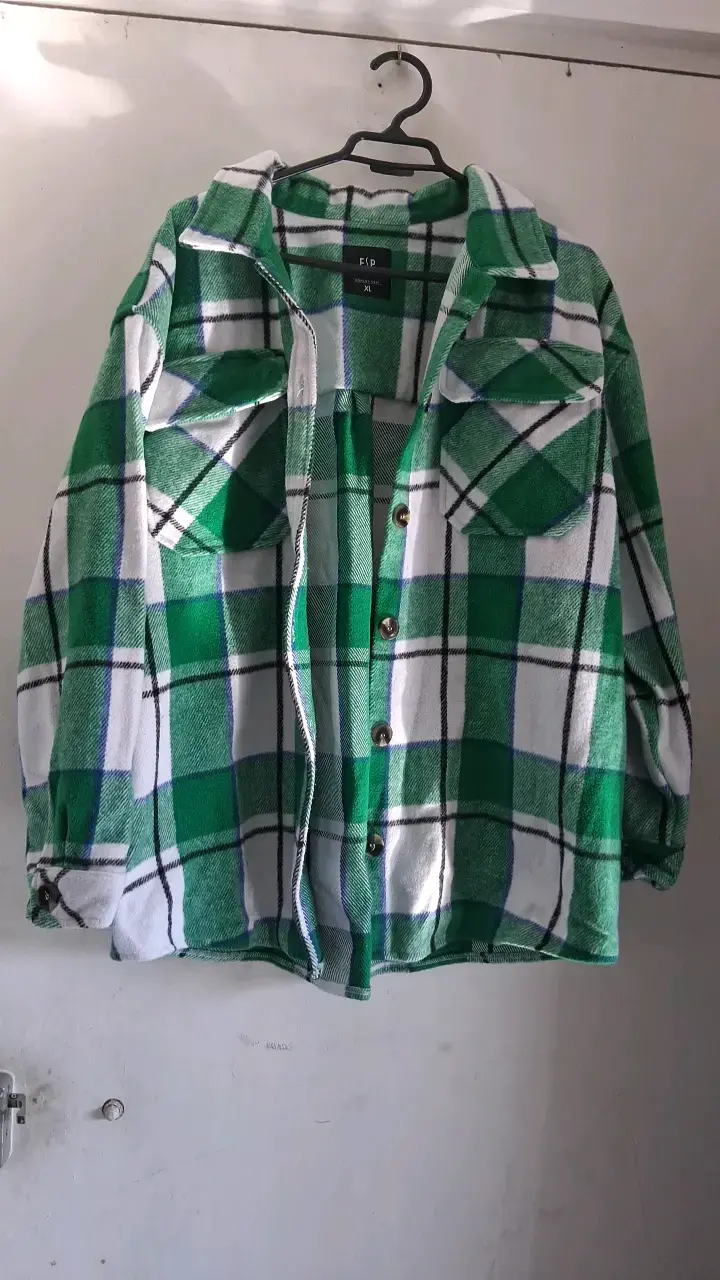 Camisa de franela a cuadros verde y blanca XL - 1