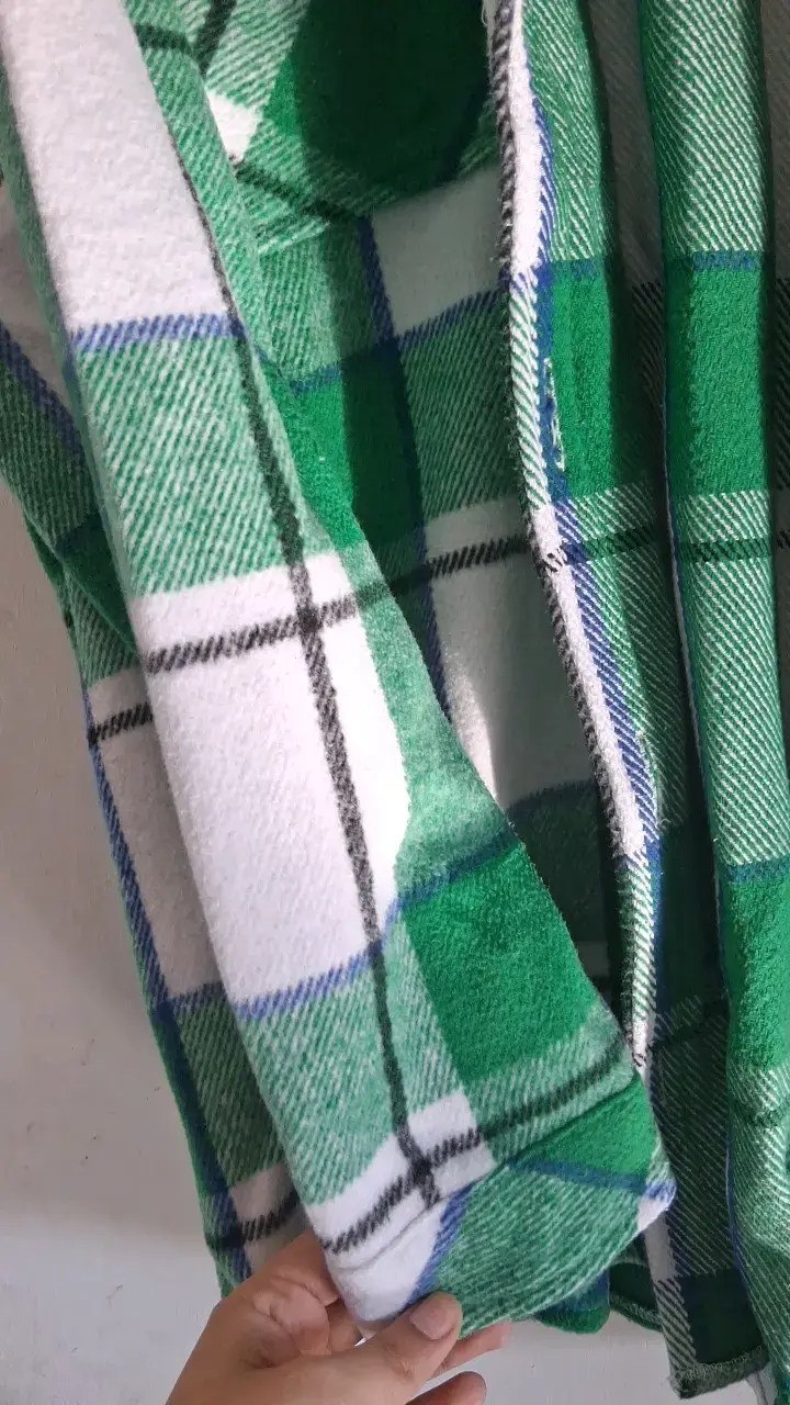Camisa de franela a cuadros verde y blanca XL - 2