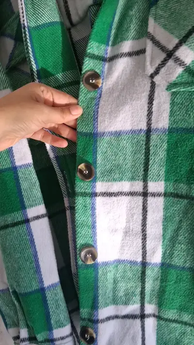 Camisa de franela a cuadros verde y blanca XL - miniatura 5