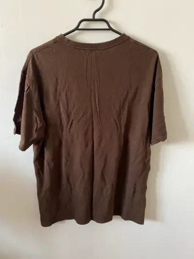 Polera gojo satoru café talla L - miniatura 3