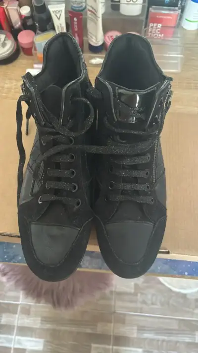 Zapatillas negras Geox con cierre lateral - miniatura 1