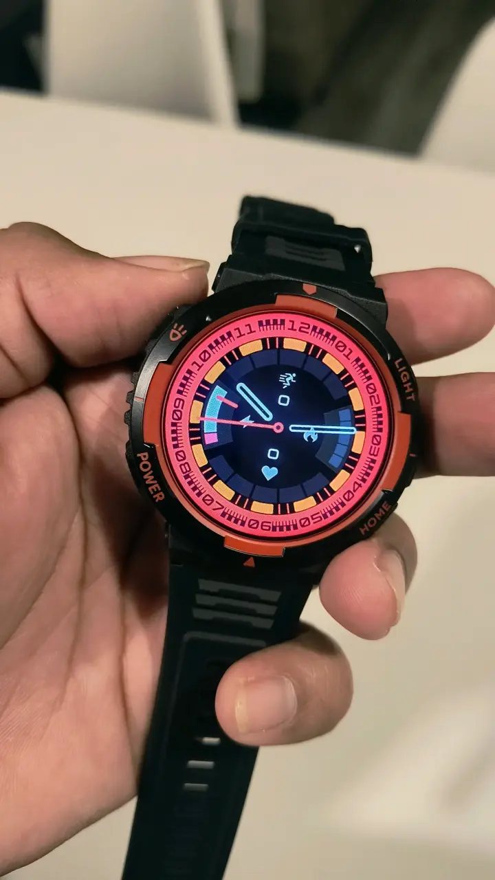 Smartwatch deportivo con pantalla táctil - 3