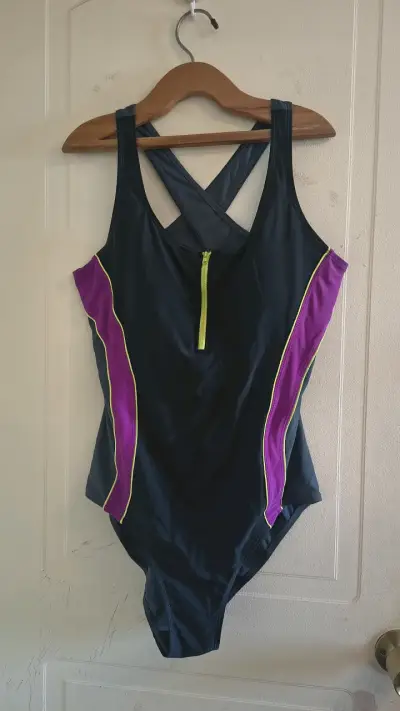 Traje de baño deportivo Everlast para mujer - miniatura 2