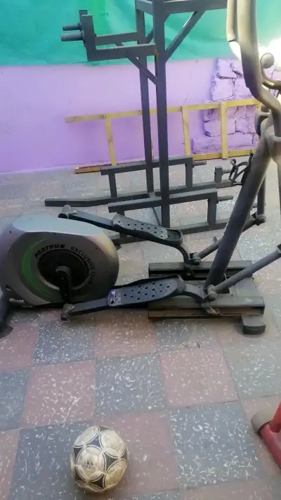 Máquina de ejercicios - miniatura 4