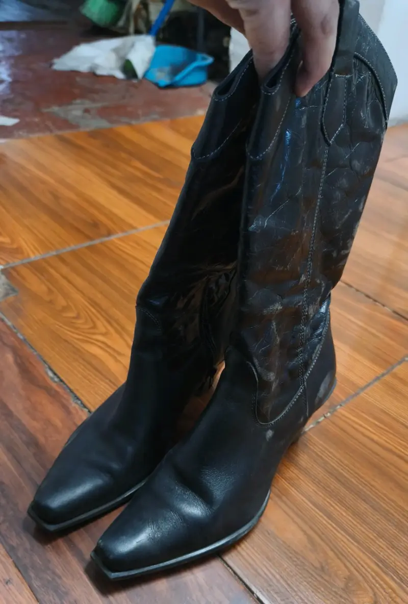 Botas negras de cuero para mujer con tacón - 3