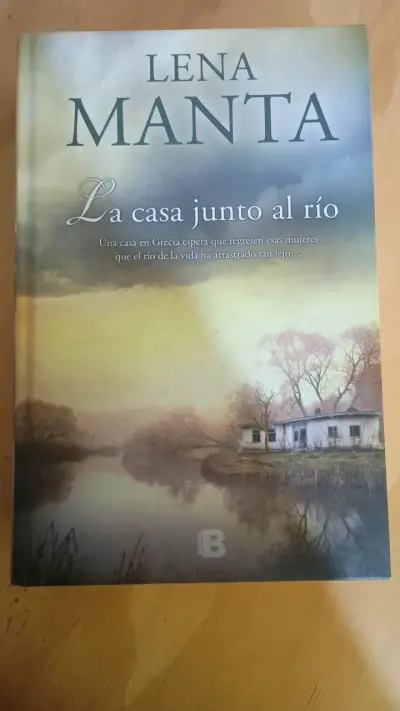 Libro 'La Casa Junto Al Río' de Lena Manta - miniatura 1