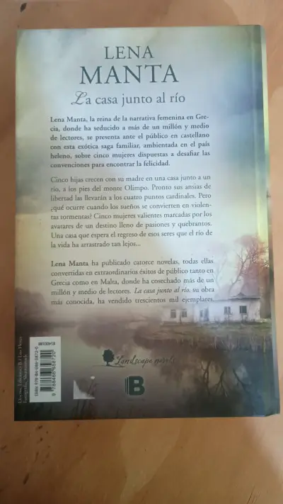 Libro 'La Casa Junto Al Río' de Lena Manta - miniatura 2