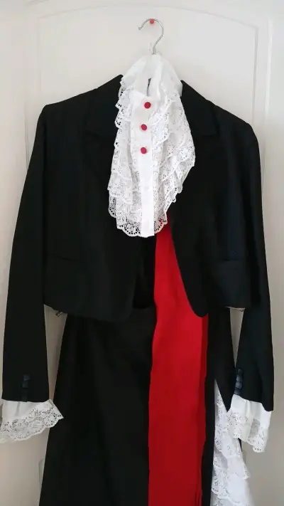 Traje de Huasa elegante con pechera y faja - miniatura 3