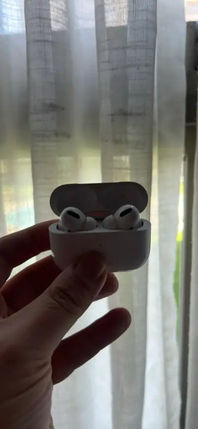 AirPods - miniatura 1