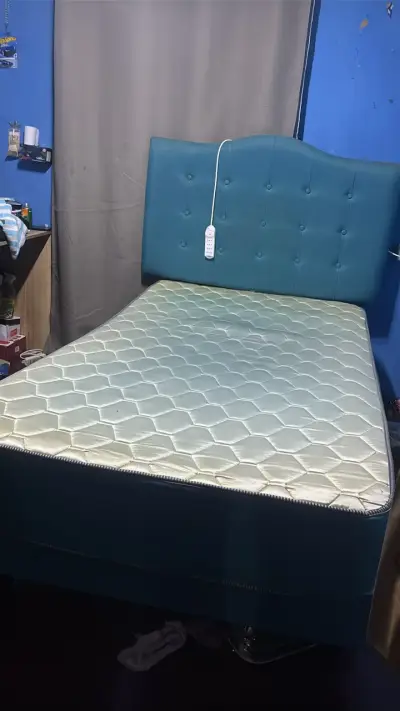 CAMA DE UNA PLAZA CON COLCHON - miniatura 2