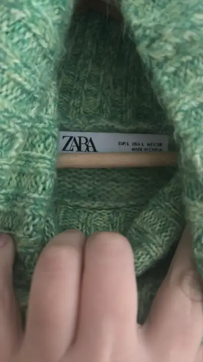 Suéter verde de lana cuello alto Zara - miniatura 2