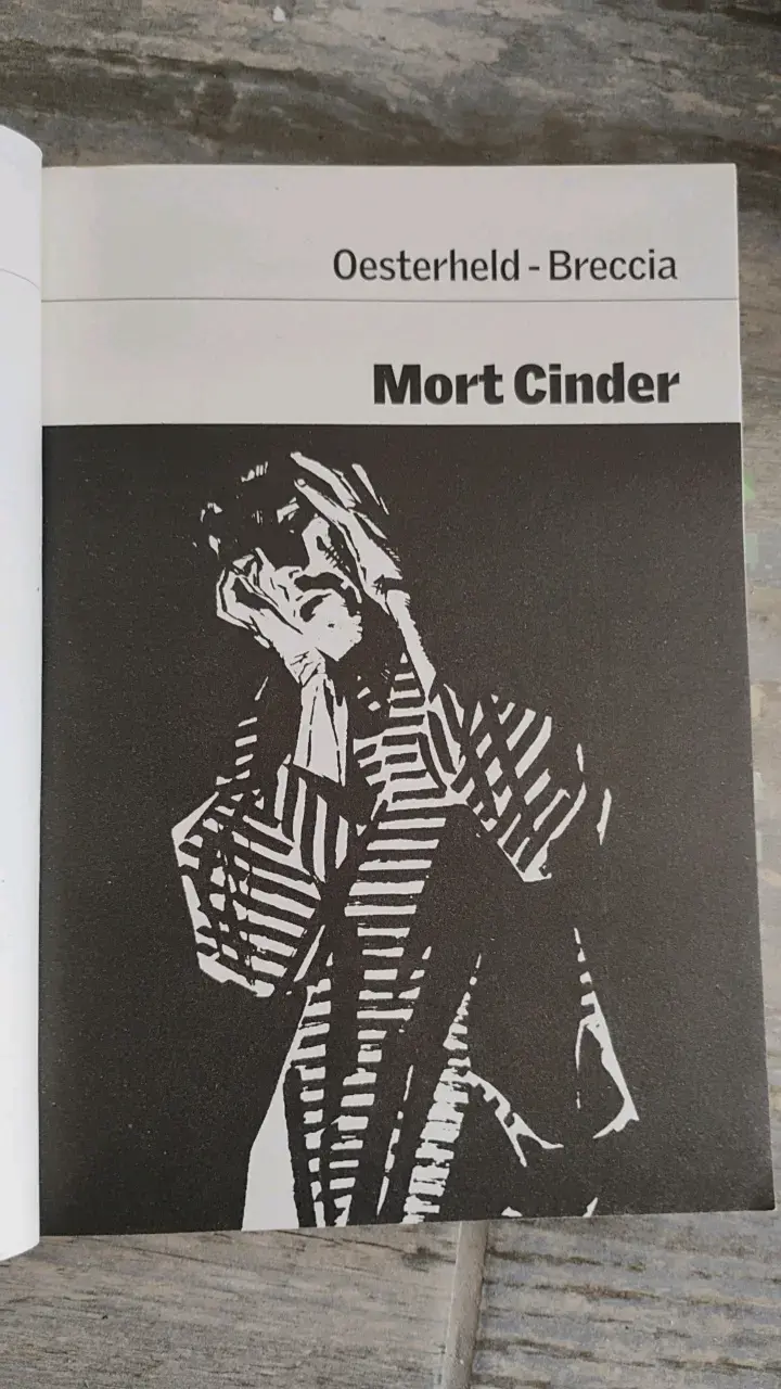 Libro Mort Cinder de Oesterheld y Breccia - 4