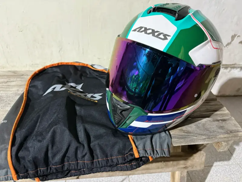 Casco de moto Axxis con visera tornasol - 1