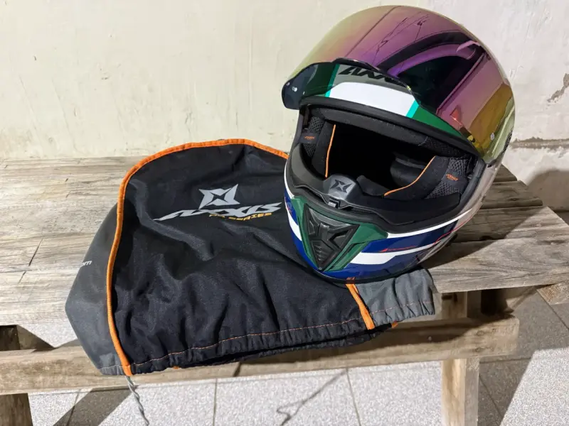 Casco de moto Axxis con visera tornasol - 2