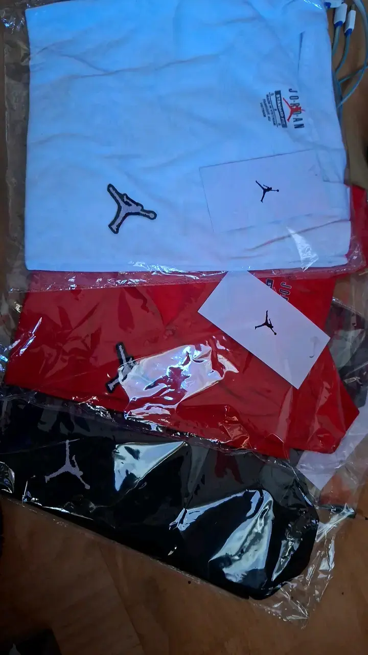 Poleras Jordan para hombre en varios colores - 1