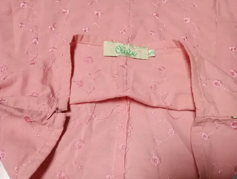 Falda larga rosa con bordados florales - 3
