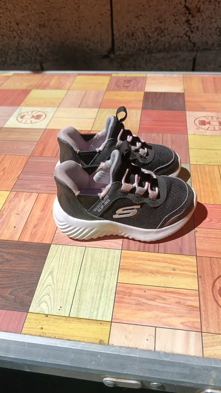Zapatillas deportivas negras para niños Skechers - 3