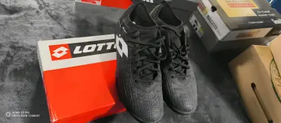 Zapatillas deportivas negras Lotto para hombre - miniatura 2