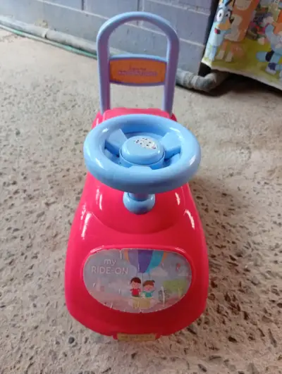 Auto eléctrico para niños Mini Cooper blanco - miniatura 3