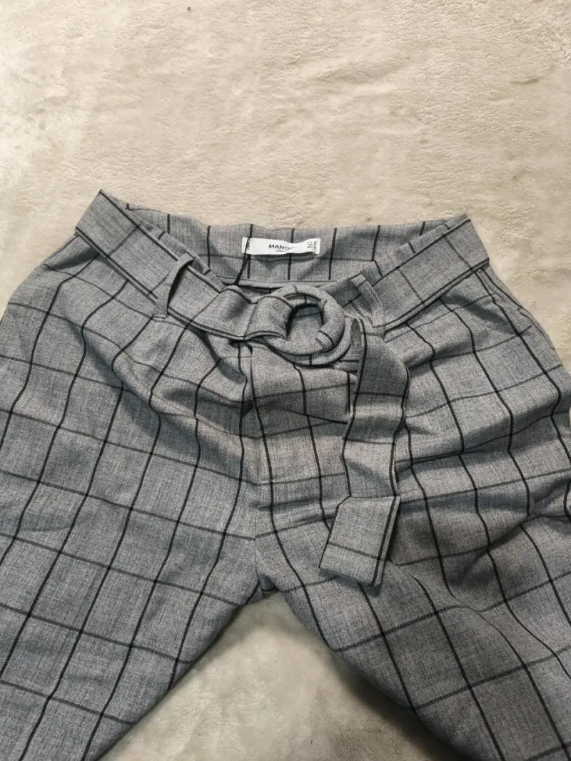 Pantalones de vestir a cuadros grises Mango - 2