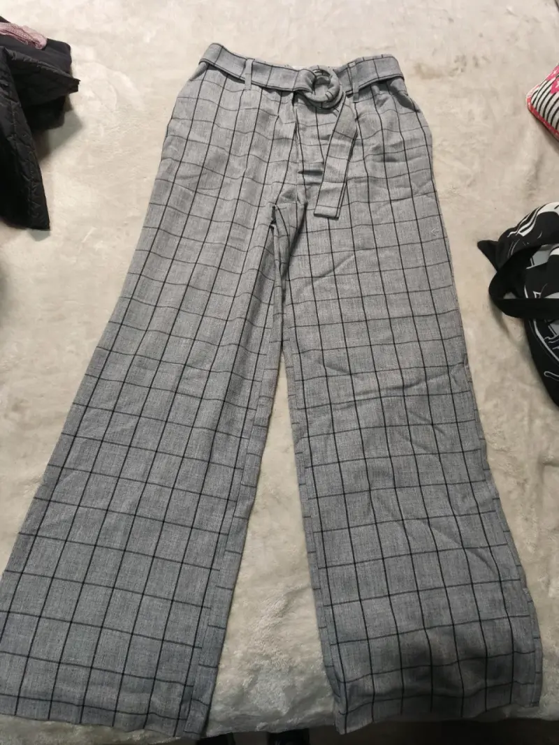 Pantalones de vestir a cuadros grises Mango - 4