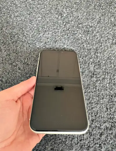 iPhone 11 blanco  91 de batería - miniatura 1