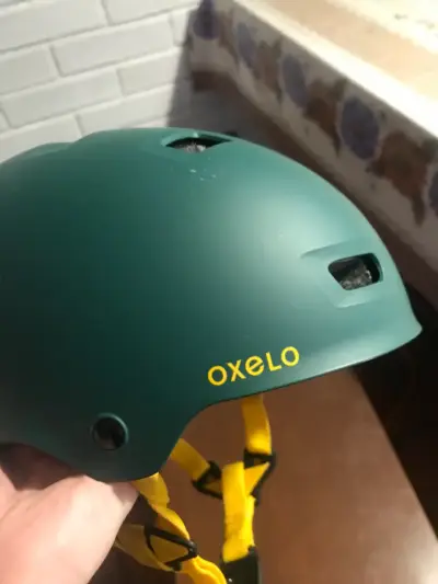 Casco de patinaje Oxelo verde ajustable - miniatura 1