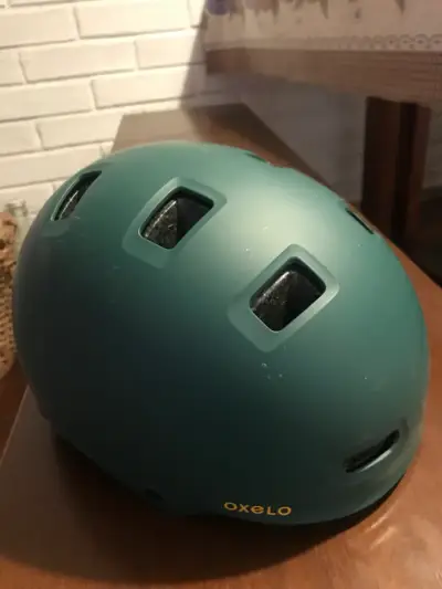Casco de patinaje Oxelo verde ajustable - miniatura 3
