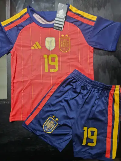 Conjunto de fútbol España Lamine Yamal para niños - miniatura 1