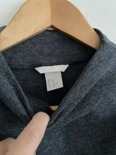 Chaleco sin mangas gris H&M talla XS - miniatura 3